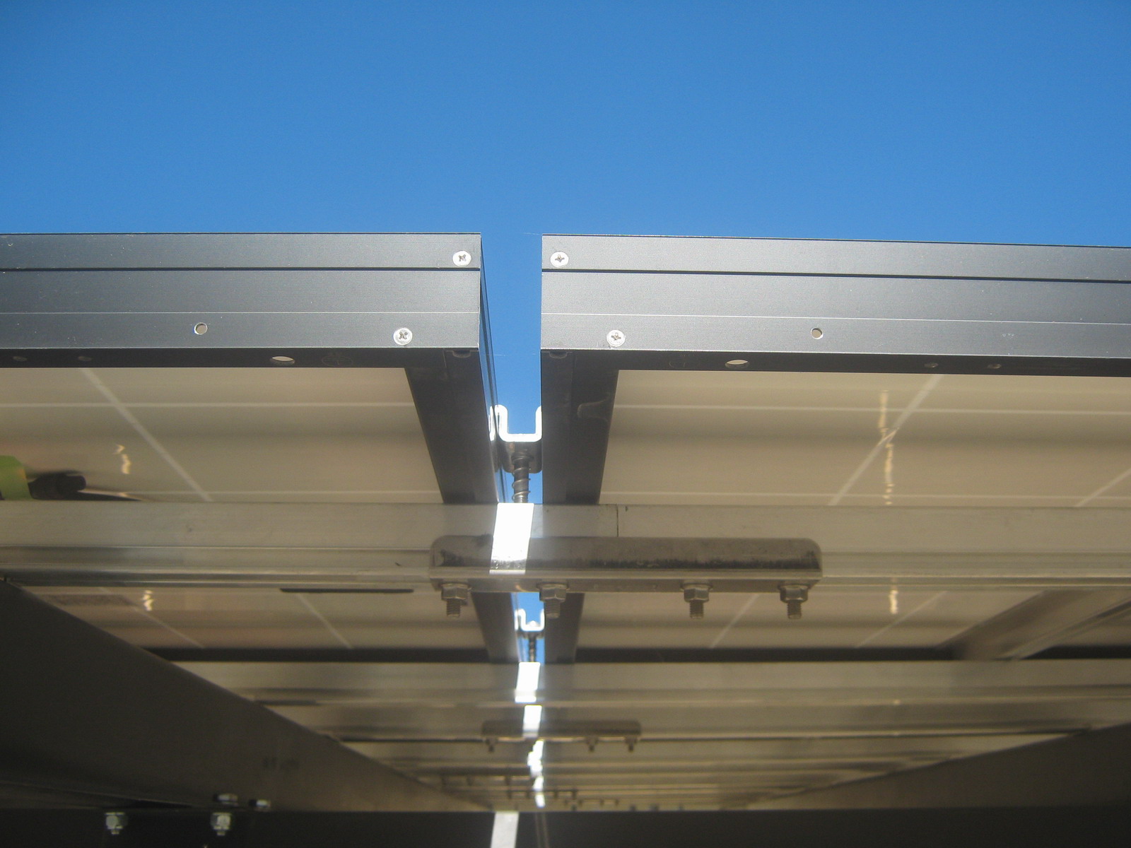 Impianto FV 10 Kwp - Camillo 2 (Pensilina)