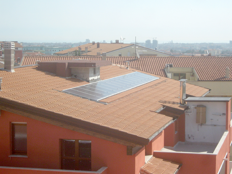 Impianto fotovltaico 3,21 Kwp sufabbricato condominiale "Le Cicogne" - Palazzina Sud