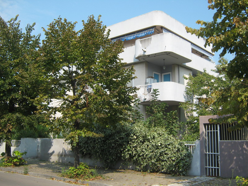 Perizia Palazzina Via Scarfoglio 37